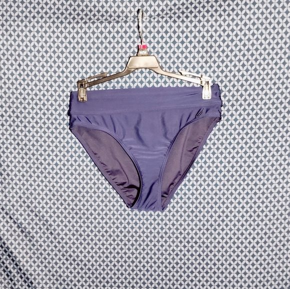 Nautica Swim - Women's 2 piece, multicolored swimsuit. New. Size - M - Picture 6 of 9